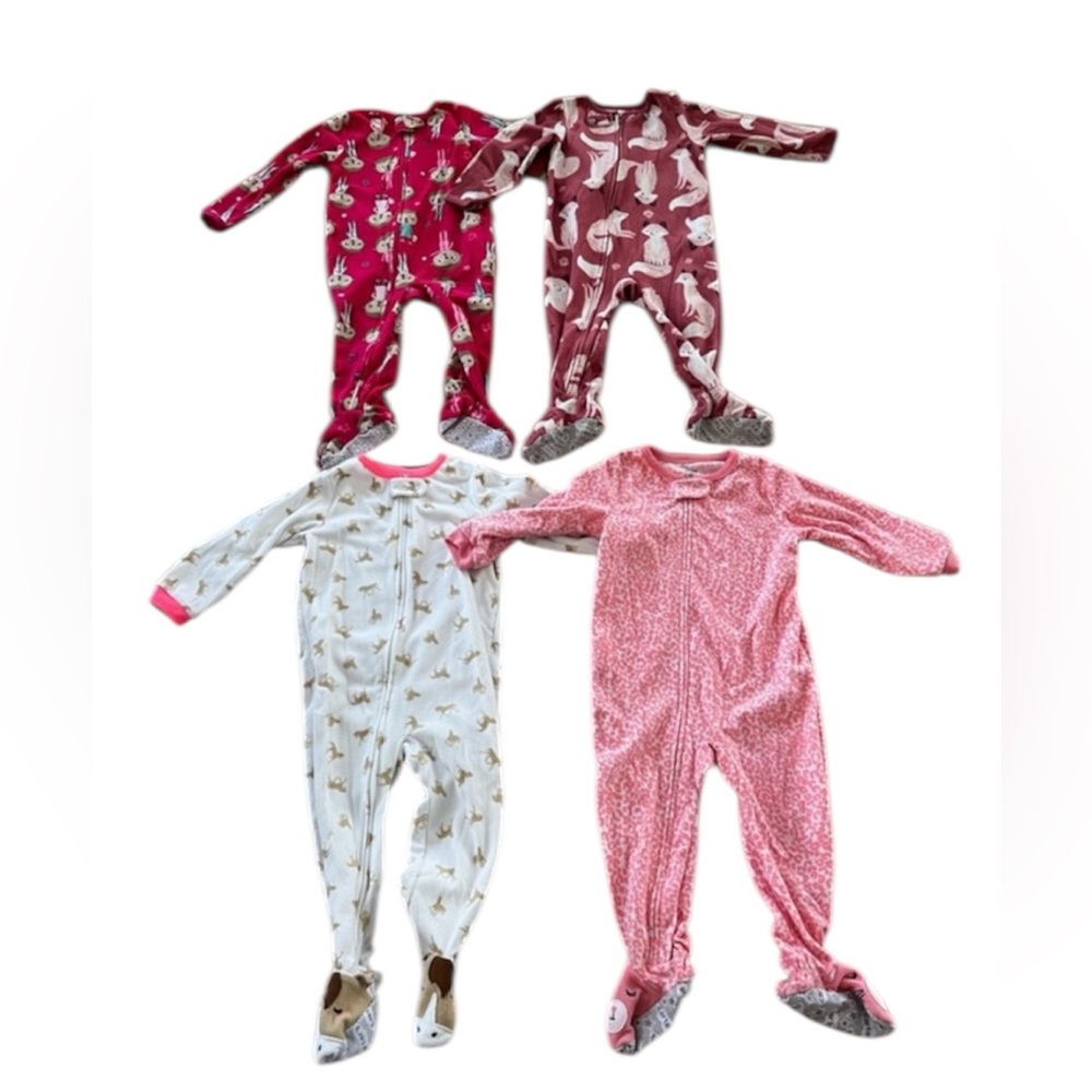Bundle of 4 Fleece Footed Pajamas- size 2T Carter’s
